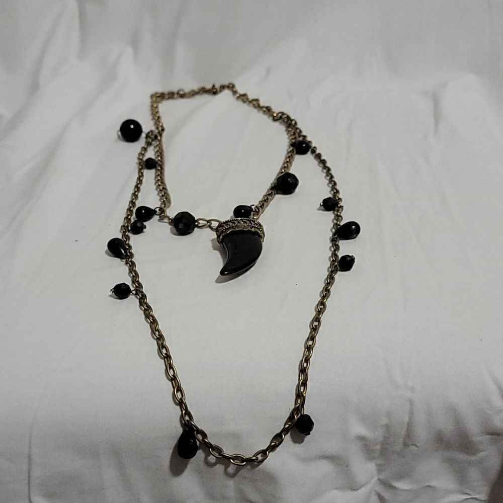 Vintage costume jewelry necklace